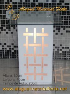 Aluguel Mesa Provençal Iluminada