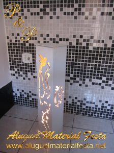 Coluna Iluminada MDF