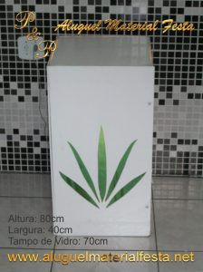 Aluguel Mesa Provençal Iluminada