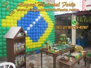 Decoração com Bola de Futebol