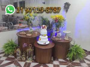 Aluguel de mesas rústicas e decoração para festas no RJ - P&P Aluguel Material Festa